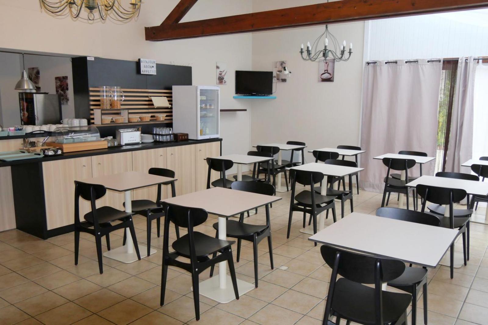 Hotel Restaurant Du Lac Graulhet Bagian luar foto